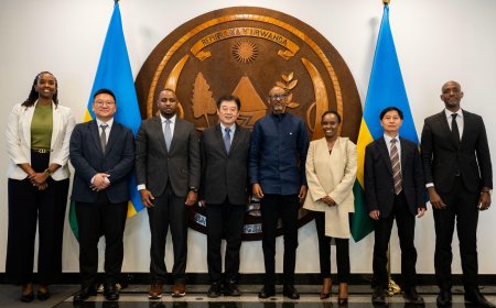 Perezida Kagame yakiriye abashoramari mu by'imodoka zikoresha amashanyarazi