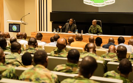 Abanyeshuri ba RDF baganiriye n’abayobozi bakuru ku mateka yo kubohora u Rwanda