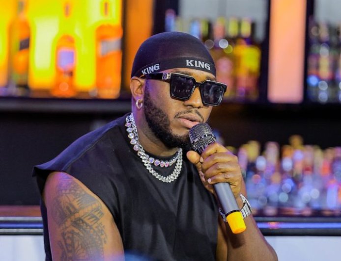 The Ben amaze iminsi arembeye mu bitaro