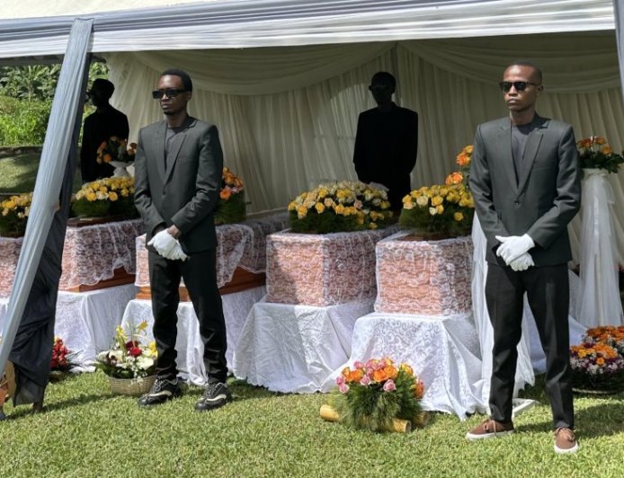 Karongi: Imibiri 143  y’Abatutsi bishwe muri Jenoside yashyinguwe mu cyubahiro