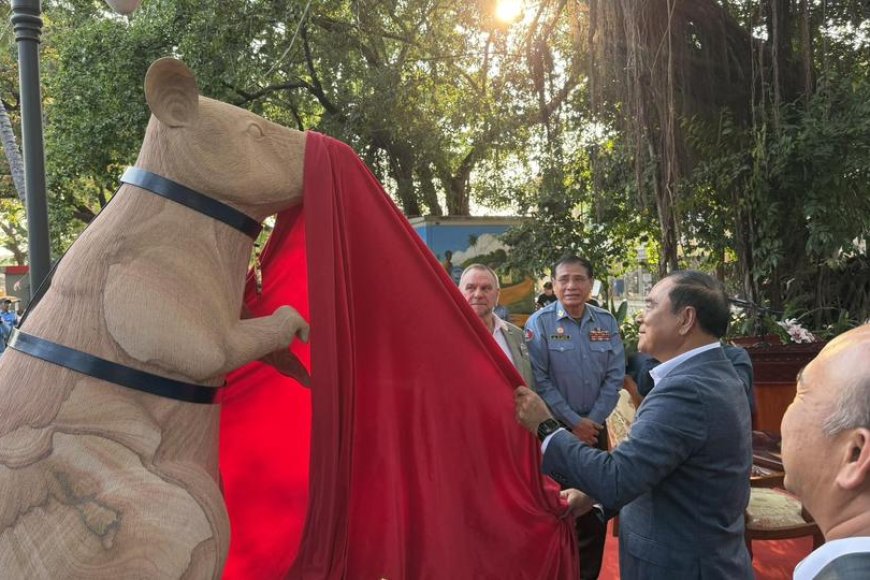 Imbeba yamamaye mu gutegura ibisasu yubakiwe ishusho ibajwe mu ibuye