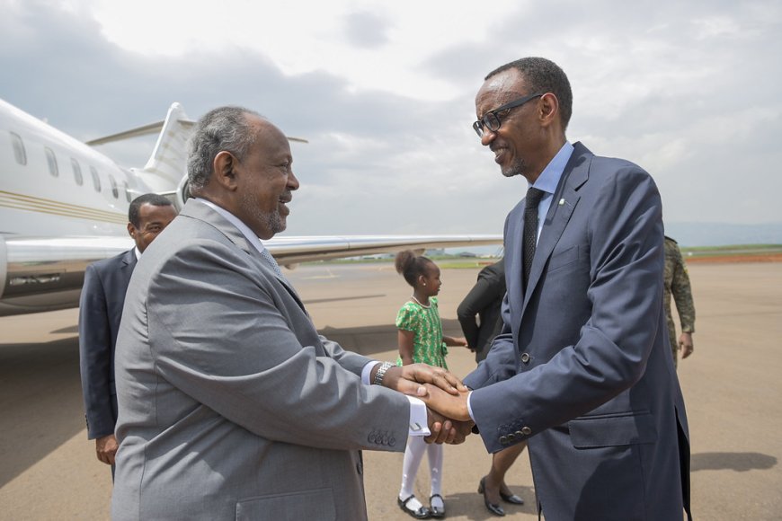 Icyo Perezida Kagame yaganiriye na Omar Guelleh kuri telefone nyuma yo gutsinda amatora