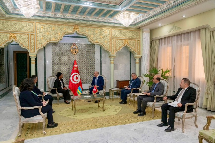 Ambassador Umutoni Shakilla has presented her letters of credence to Mohamed Ali Nafti, officially accrediting her as Rwanda’s representative to Tunisia