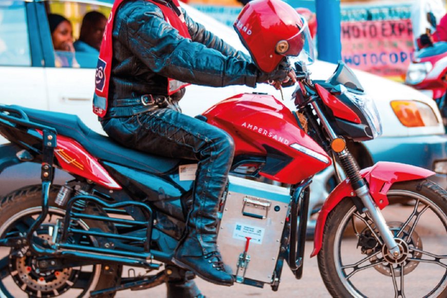 Kigali : Inyungu ku bamotari ba moto z'amashanyarazi nyuma y'izamuka ry'ibiciro bya Lisansi