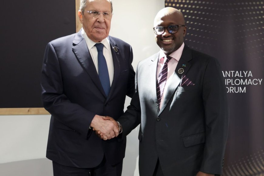 Amb. Nduhungirehe na Lavrov baganiriye ku kwagura ubufatanye bw’u Rwanda n’Uburusiya