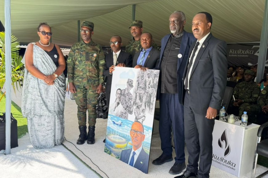 TIito Rutaremara yashimye Muhima yakoze igihangano cy’ubugeni kigaragaza ubutwari bwa Perezida Kagame