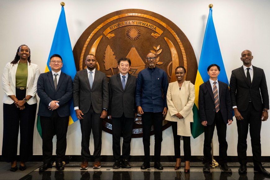 Perezida Kagame yakiriye abashoramari mu by'imodoka zikoresha amashanyarazi