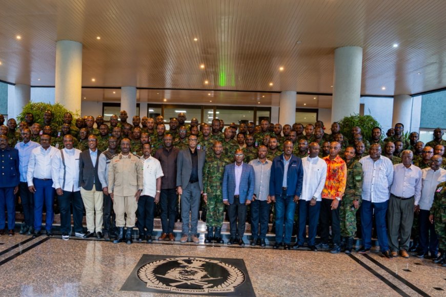 Abanyeshuri ba RDF War College bahawe ikiganiro ku mateka y’Urugamba rwo kubohora u Rwanda ku Kimihurura