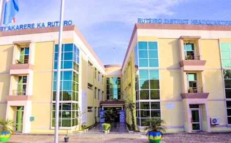 Rutsiro: Umukingo wagiriye abasore babiri, umwe ahasiga ubuzima