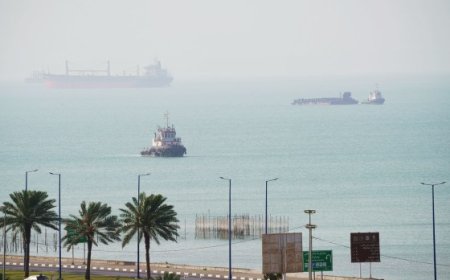 Perezida Trump yahakanye ubusabe bwa Iran ku gufungura inzira ya Hormuz