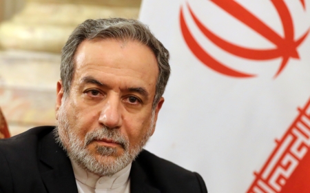Iran warns U.S. against military action in Strait of Hormuz