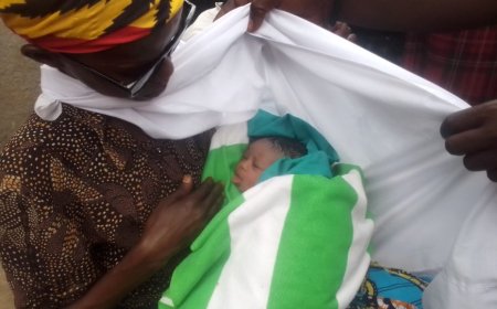 Birababaje: Abana bakomeje kubyarira mu mihanda ya Kigali nk’aho nta Bitaro bibaho