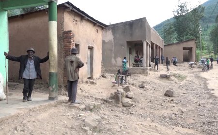 Gicumbi: Gitifu wafungiranye abaturage akagenda yahagaritswe