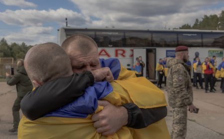 U Burusiya na Ukraine byaherekanyije imfungwa 205 ku mpande zombi