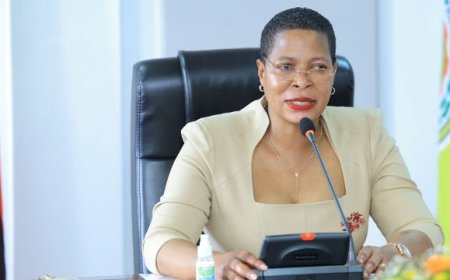Perezida Museveni yategetse ko umuyobozi w’Inteko Ishinga Amategeko ushinjwa ruswa akurikiranwa