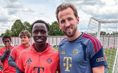 Umwana muto w’umunyarwanda ukomeje kwigaragaza mu Budage yahuye na Harry Kane