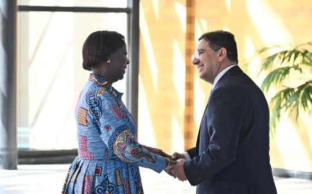 Louise Mushikiwabo yagiranye ibiganiro na Minisitiri w’Ububanyi n’Amahanga wa Maroc