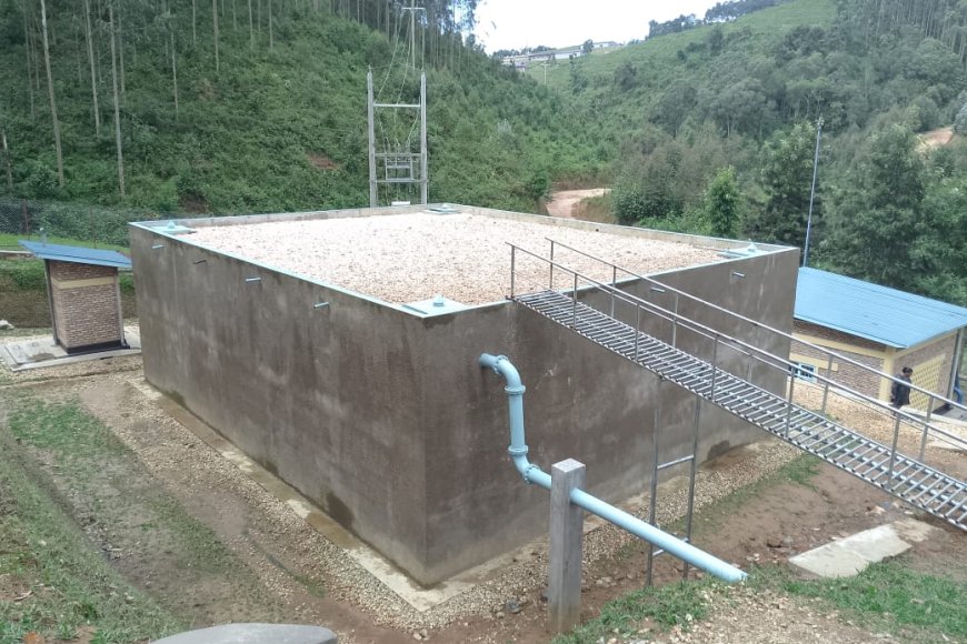 Nyamagabe: Abarenga ibihumbi 40 bagiye kubona amazi meza binyuze ku muyoboro wa kilometero 95