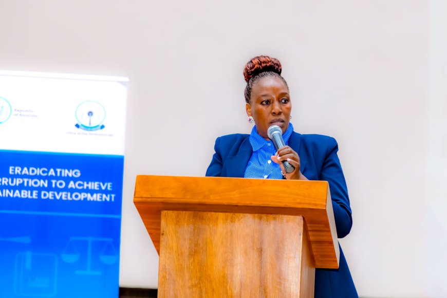 UR Huye: Umuvunyi Mukuru yasabye abanyeshuri kugira uruhare mu kurwanya ruswa n’akarengane
