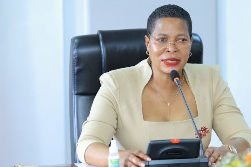 Perezida Museveni yategetse ko umuyobozi w’Inteko Ishinga Amategeko ushinjwa ruswa akurikiranwa
