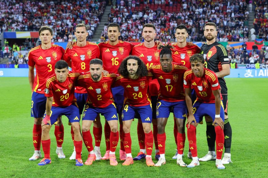 Umutoza w’ikipe y’igihugu ya Espagne yateje impaka nyuma yo kwirengagiza abakinnyi ba Real Madrid