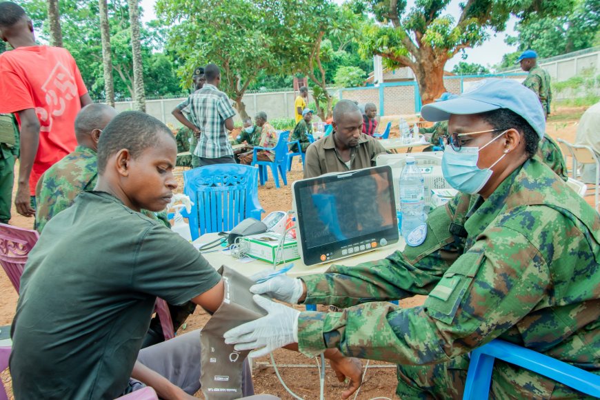 Abasirikare b’u Rwanda muri MINUSCA batanze ubuvuzi ku buntu ku bagororwa bo muri Bria
