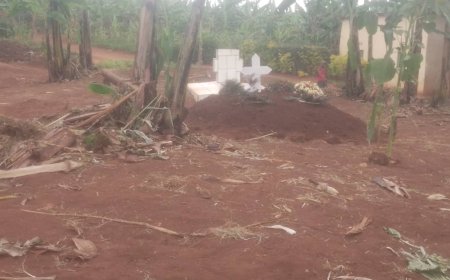Kayonza: Barinubira gushyingura mu ngo kubera kutagira irimbi rusange