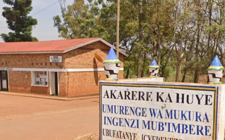 Huye: Bane bafunzwe bakekwaho urupfu rw’umukecuru n’umwuzukuru we