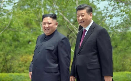 Perezida Xi w’u Bushinwa  yageze  muri Koreya ya Ruguru
