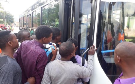 Kigali: Abashoferi basaga 90 bamaze guhagarikwa bazira kwakira amafaranga y’abagenzi