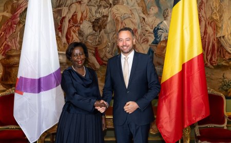 Louise Mushikiwabo mu biganiro n’u Bubiligi mbere y’amatora ya OIF