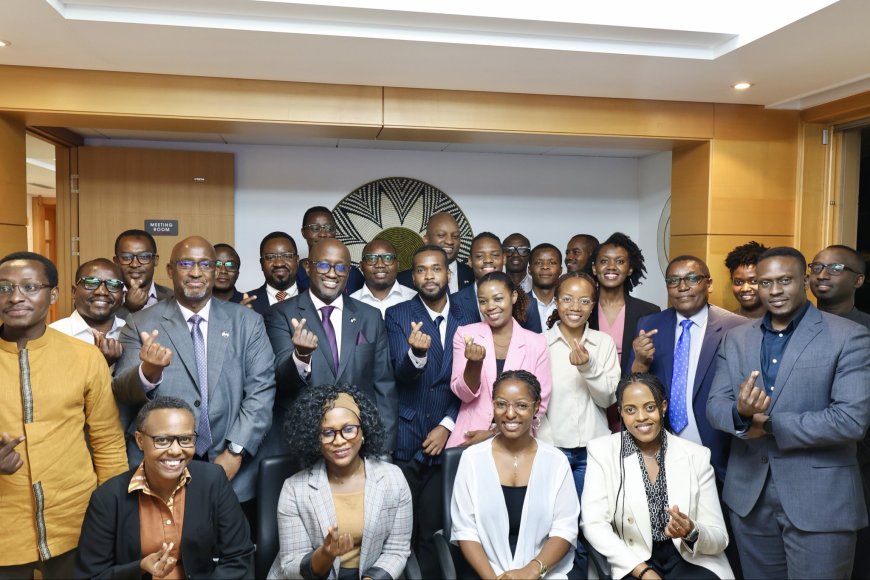Minister Nduhungirehe meets Rwandan community in South Korea during Seoul visit