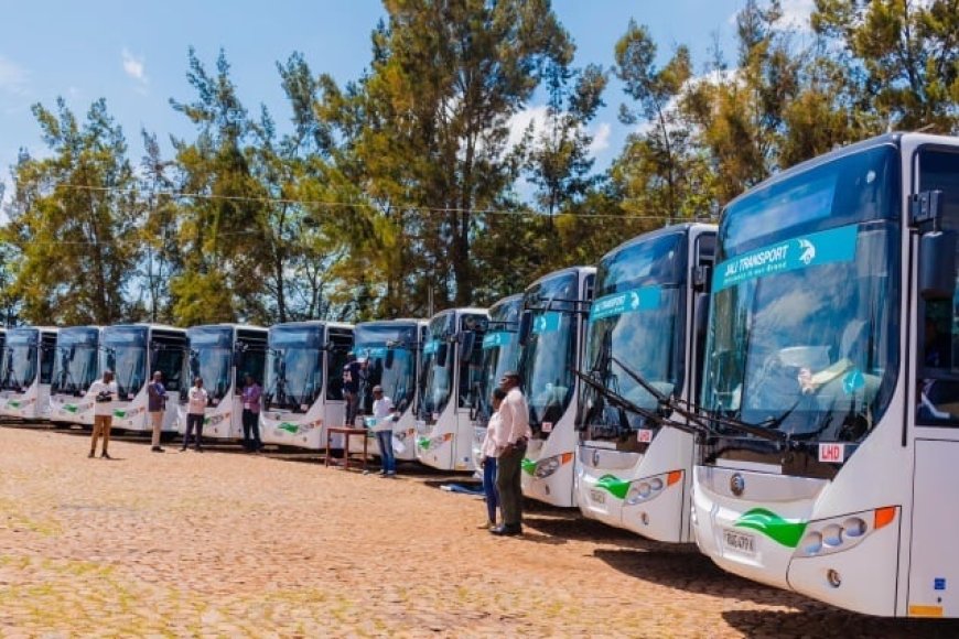 Abatega imodoka zitwara abagenzi muri rusange biyongereho 15%
